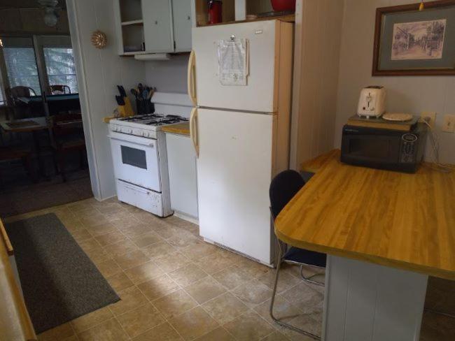 Stegbone'S Fish Camp And Resort Satsuma Extérieur photo