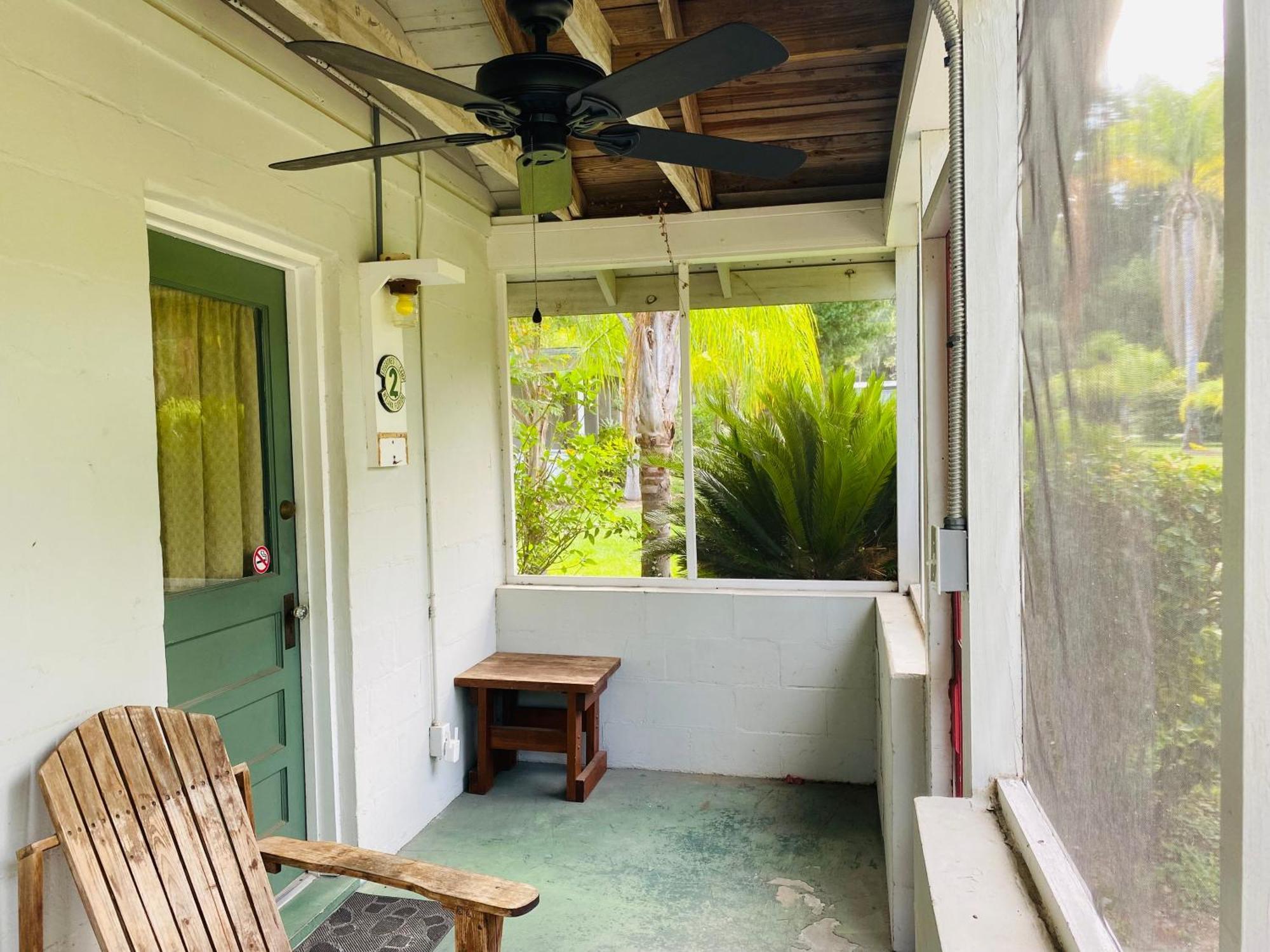 Stegbone'S Fish Camp And Resort Satsuma Extérieur photo